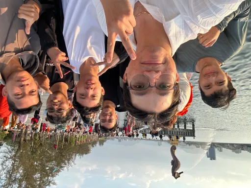 រូបភាពជុំគ្នាទាំងអស់